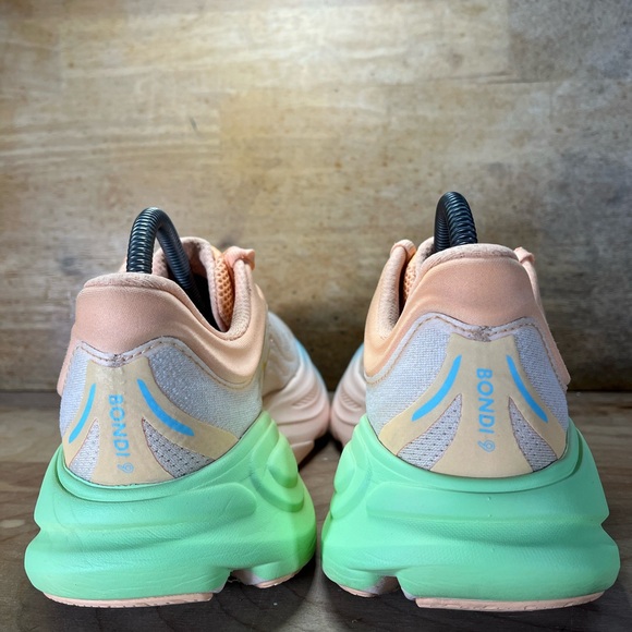 Hoka One One Bondi 9 Womens Size 8 Running Shoes Sneakers Pale Tangerine - Picture 5 of 12